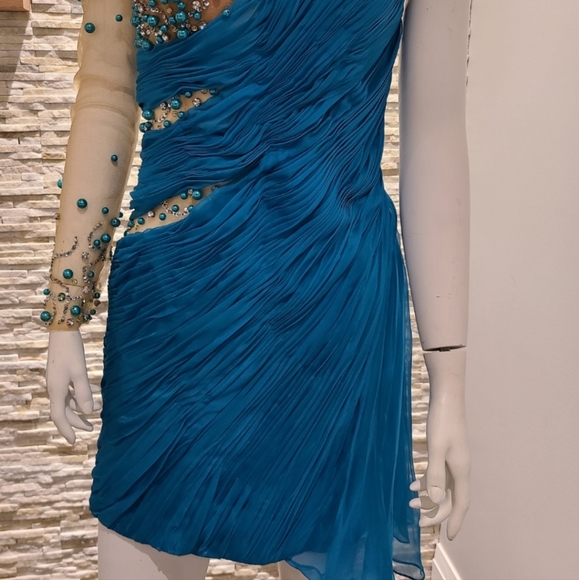 Chrystal Pearl & Couture Cocktail Dress. - Picture 14 of 14